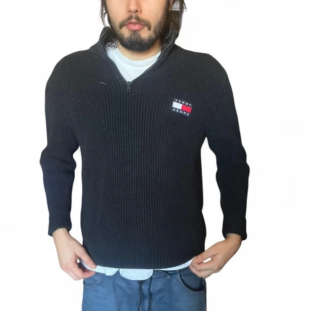 VTG 00’s Tommy Jeans Knit Black Quarter Zip